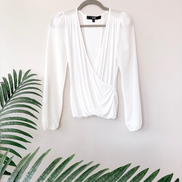 White Blouse - Picture 2 of 3